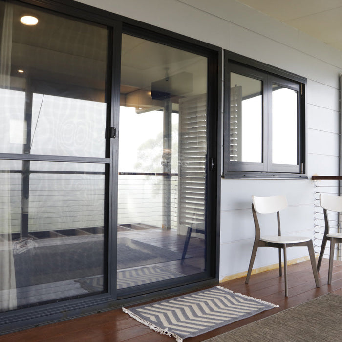 Invisi-Gard vs Standard Flyscreens: Which Should Gold Coast Homeowners Choose?